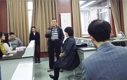 它山之石｜王府学校物理组的诺贝尔奖学习之旅