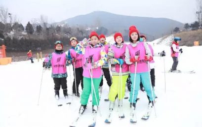纵情滑雪场，乐享冬令营