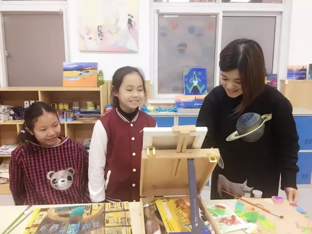 Draw Using Heart-The BRFLS’ Art Class