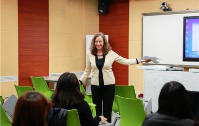 Professor Elisa New Lights Up BRS