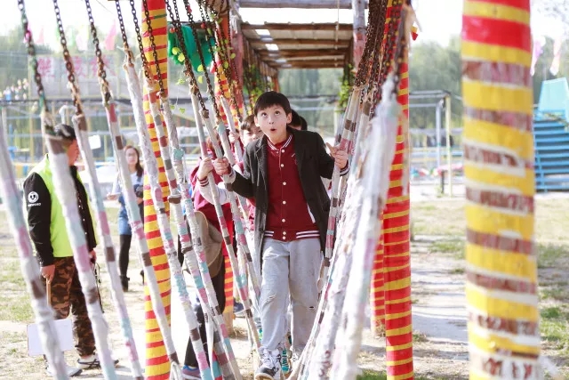 秋游日一｜最美的秋，明媚的王府娃