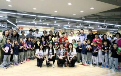 BRFLS Students Explore Supermarket To Find The Best Gifts For Their Moms