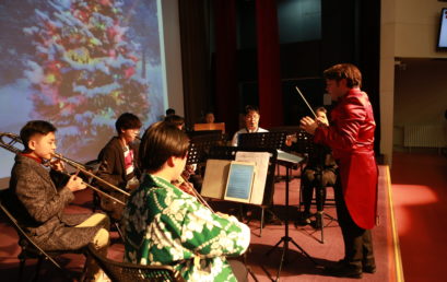 冬日来临，守望平安 | 北京王府学校成功举办圣诞音乐会