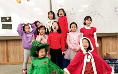 叮~咚~请查收来自K班萌娃的“圣诞大礼包”！