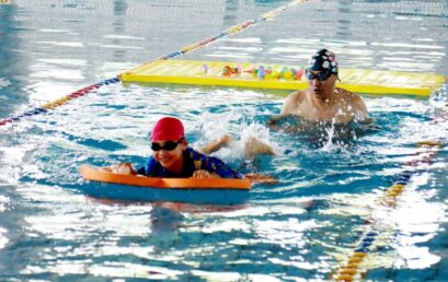 我心向党，“泳”往直前 | K班亲子游泳比赛