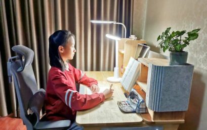 “很充实、很踏实”“爸妈夸我进步了！” —— 王府师生云端双向奔赴